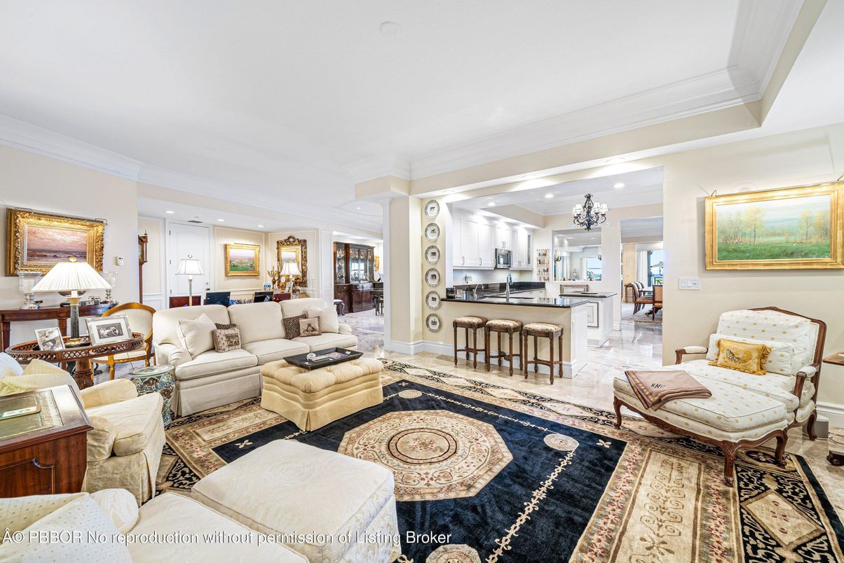 Chandelier, Interior, Kitchen, Living room, Pendant Lights, Recessed Lighting