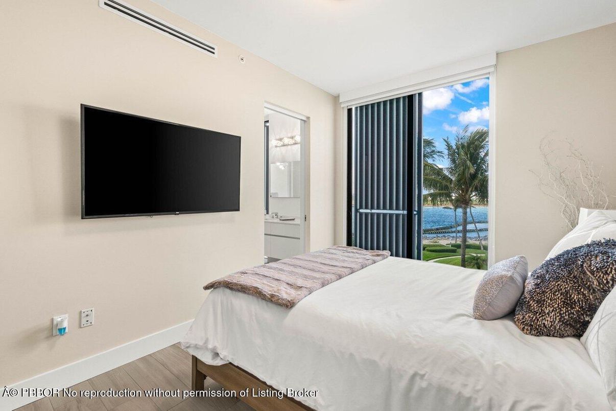 Bedroom, Interior, Water, Wood Texture Flooring