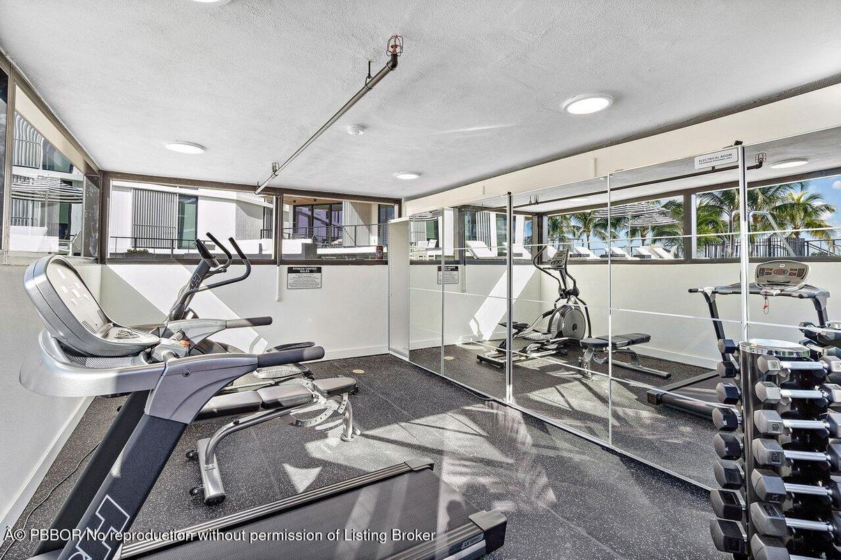 Fitness Equipment, Interior, Recessed Lighting