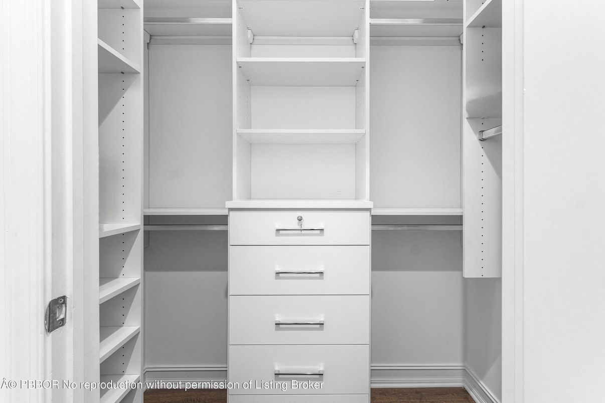 Interior, Walk-in Closets