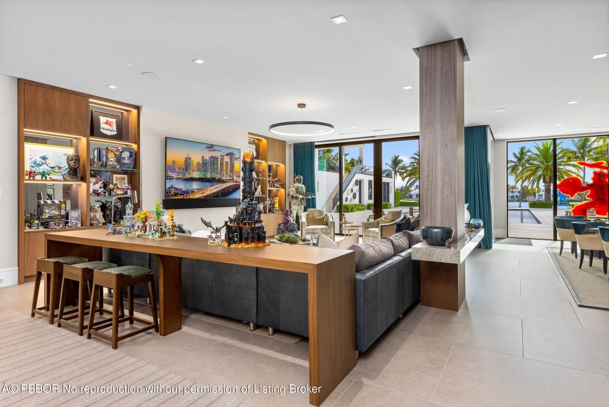 Interior, Recessed Lighting