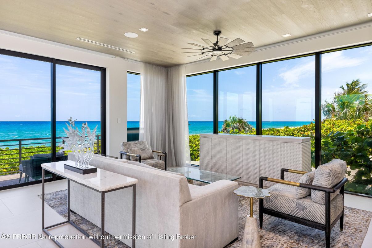 Interior, Living room, Recessed Lighting, Water