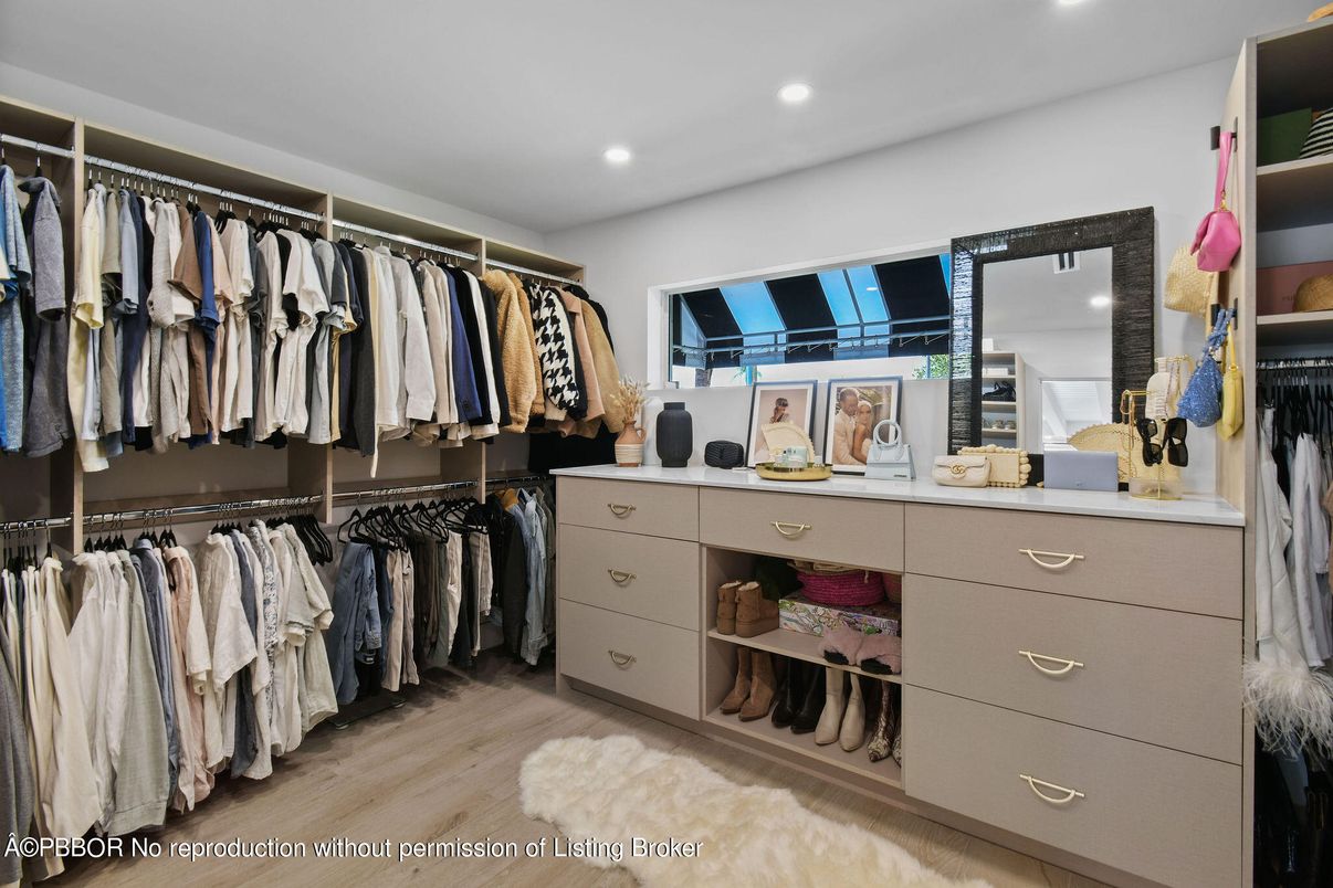 Interior, Recessed Lighting, Walk-in Closets, Wood Texture Flooring