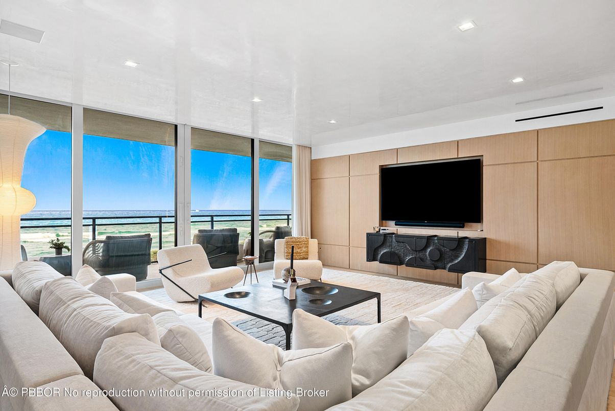 Interior, Living room, Recessed Lighting, Water