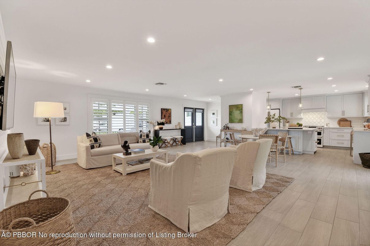 Dining room, Interior, Kitchen, Living room, Pendant Lights, Recessed Lighting, Wood Texture Flooring