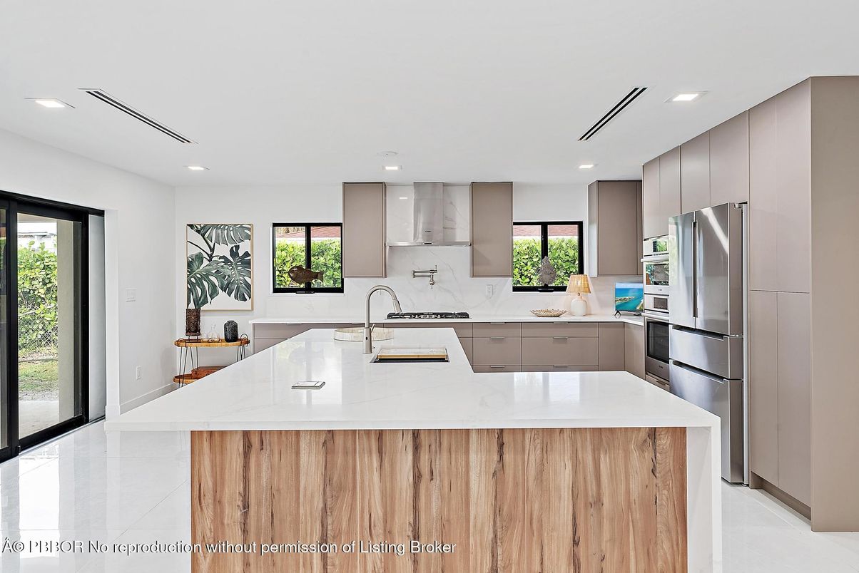 Interior, Kitchen, Recessed Lighting