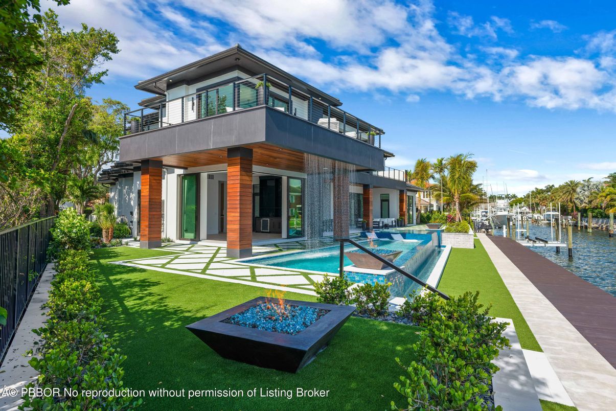 Backyard, Exterior, Pool, Water