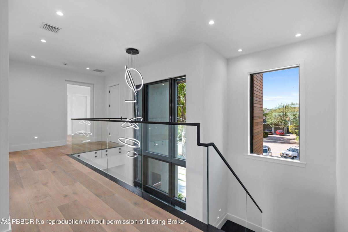 Interior, Pendant Lights, Recessed Lighting, Wood Texture Flooring