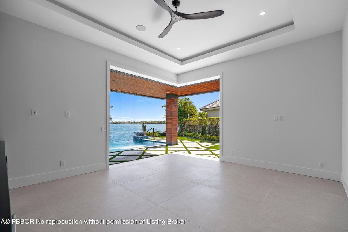 Interior, Recessed Lighting, Water