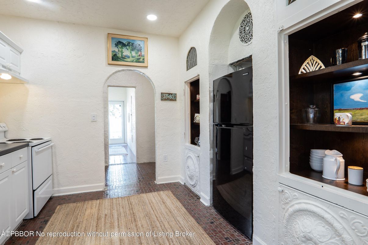 Interior, Kitchen, Recessed Lighting, Washer