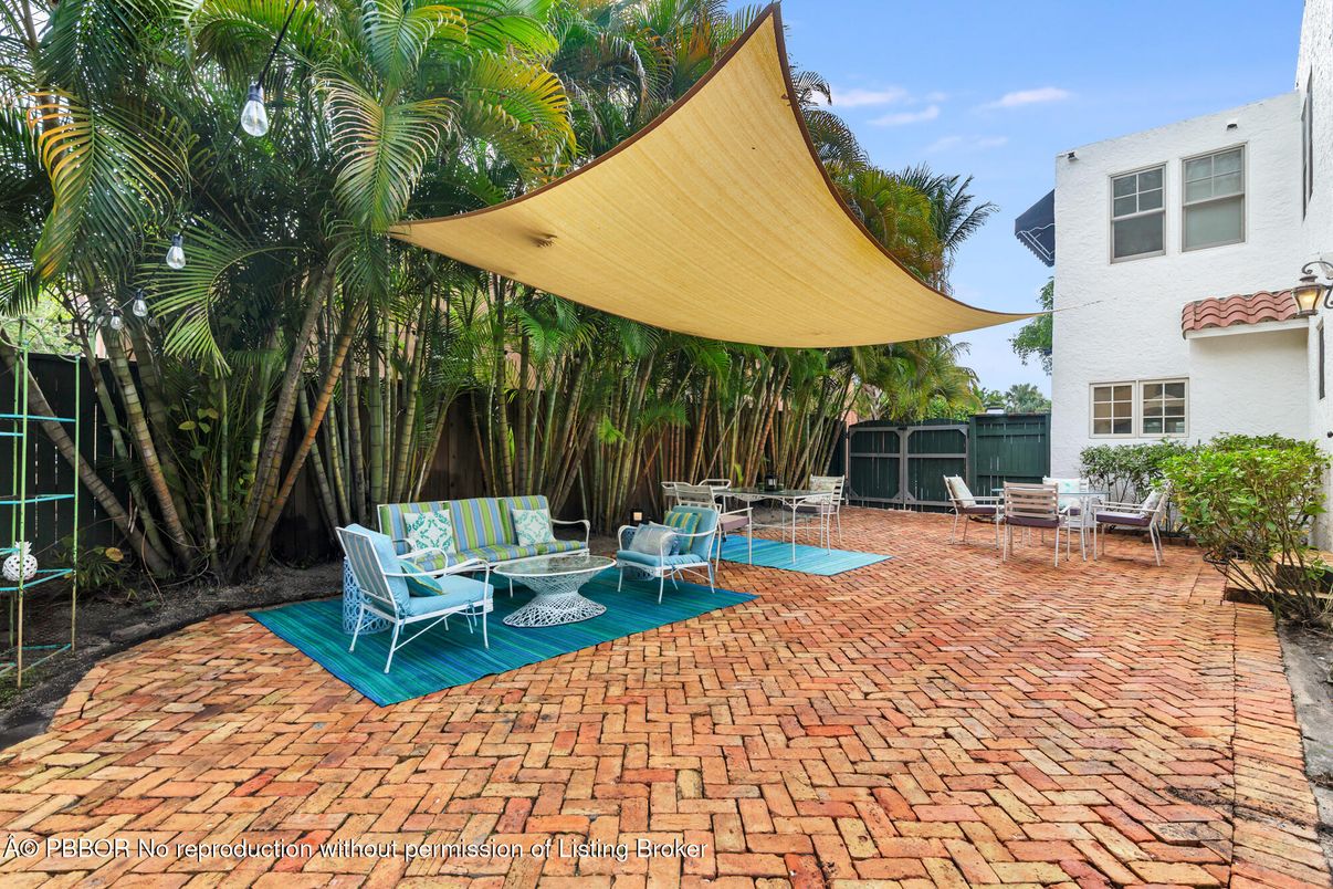 DE Listing image placeholder