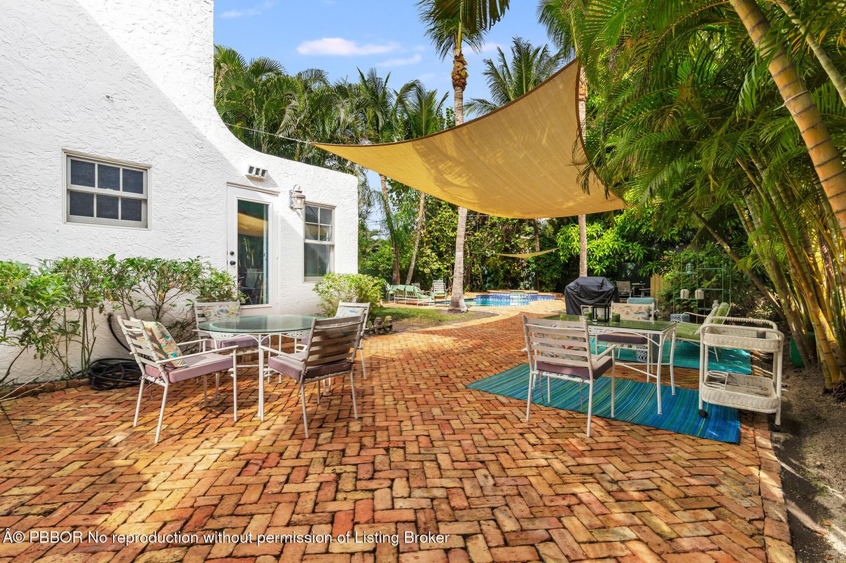 DE Listing image placeholder