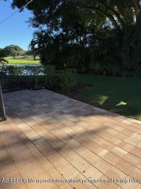 DE Listing image placeholder