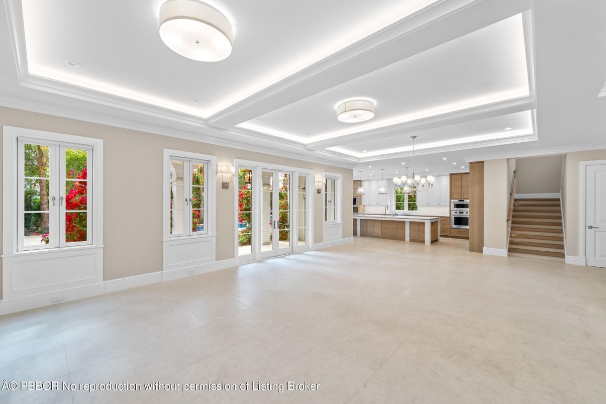 Chandelier, Empty room, Interior, Kitchen, Pendant Lights, Recessed Lighting, Stainless Steel Appliances