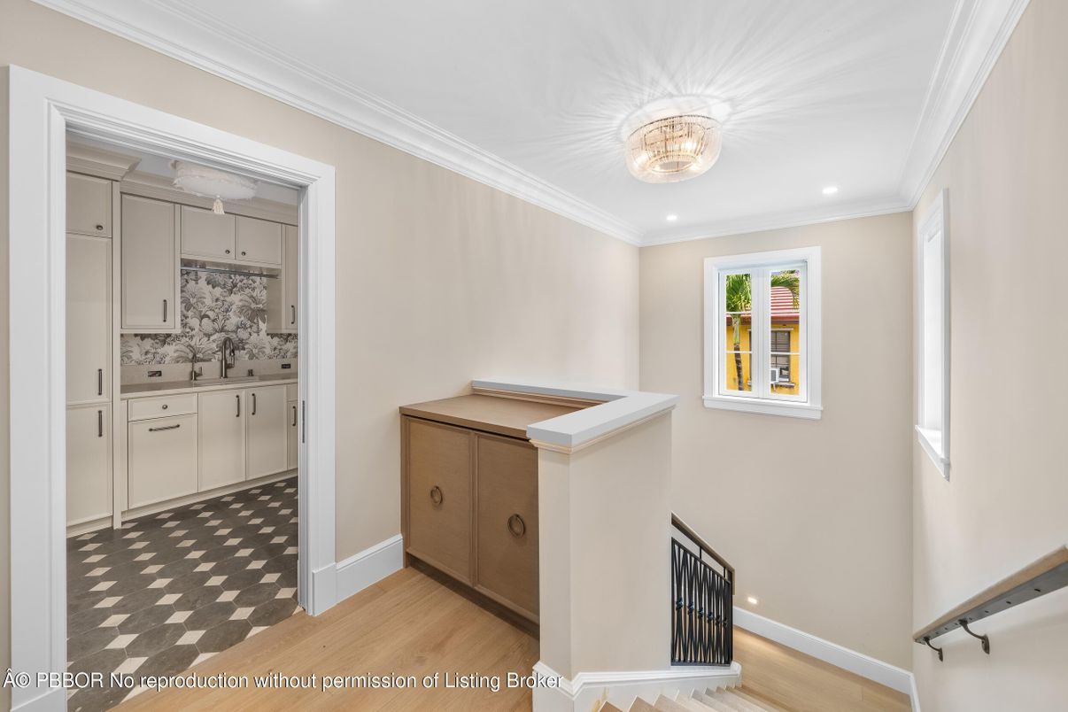 Chandelier, Interior, Recessed Lighting, Wood Texture Flooring