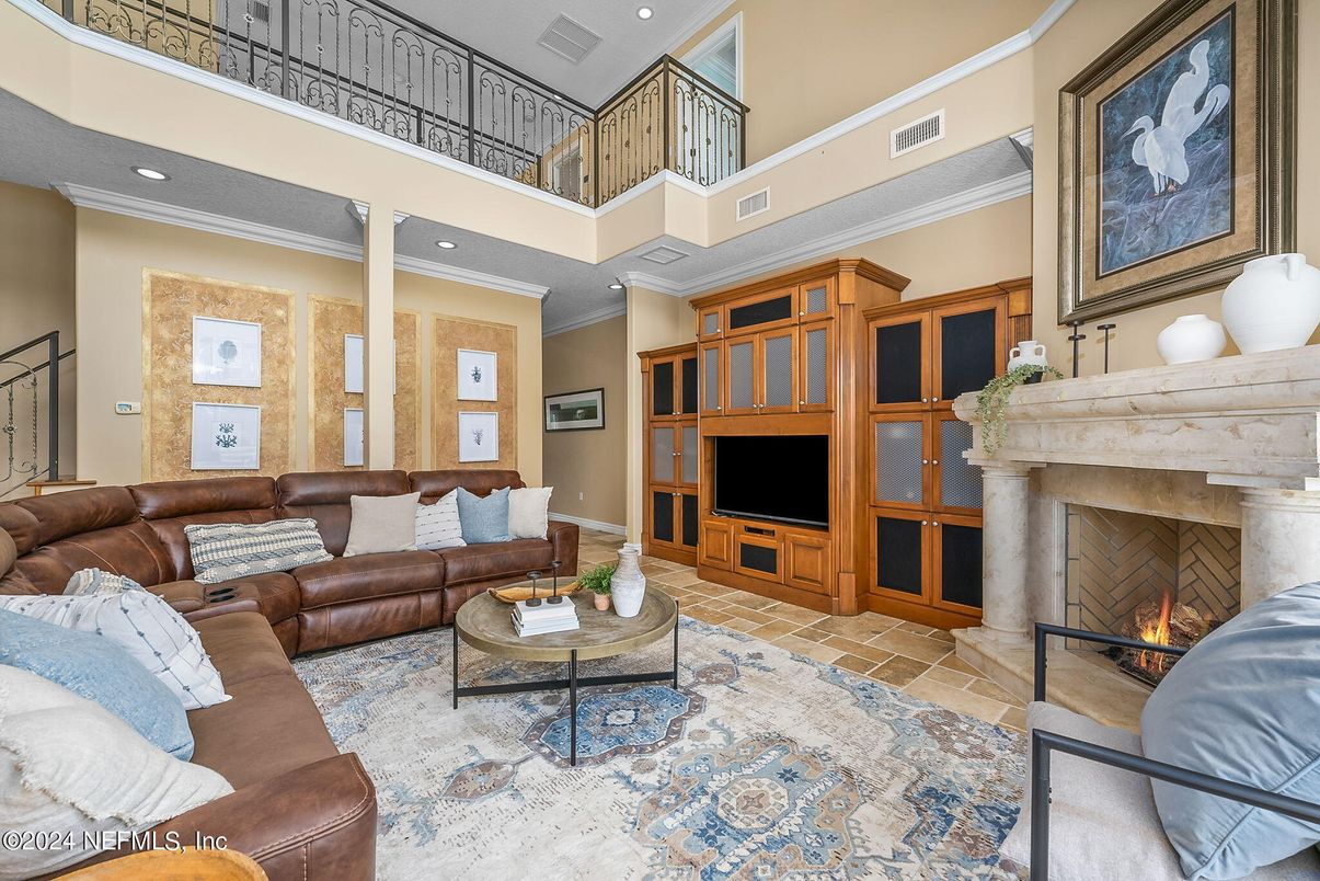 Fireplace, Interior, Living room, Recessed Lighting