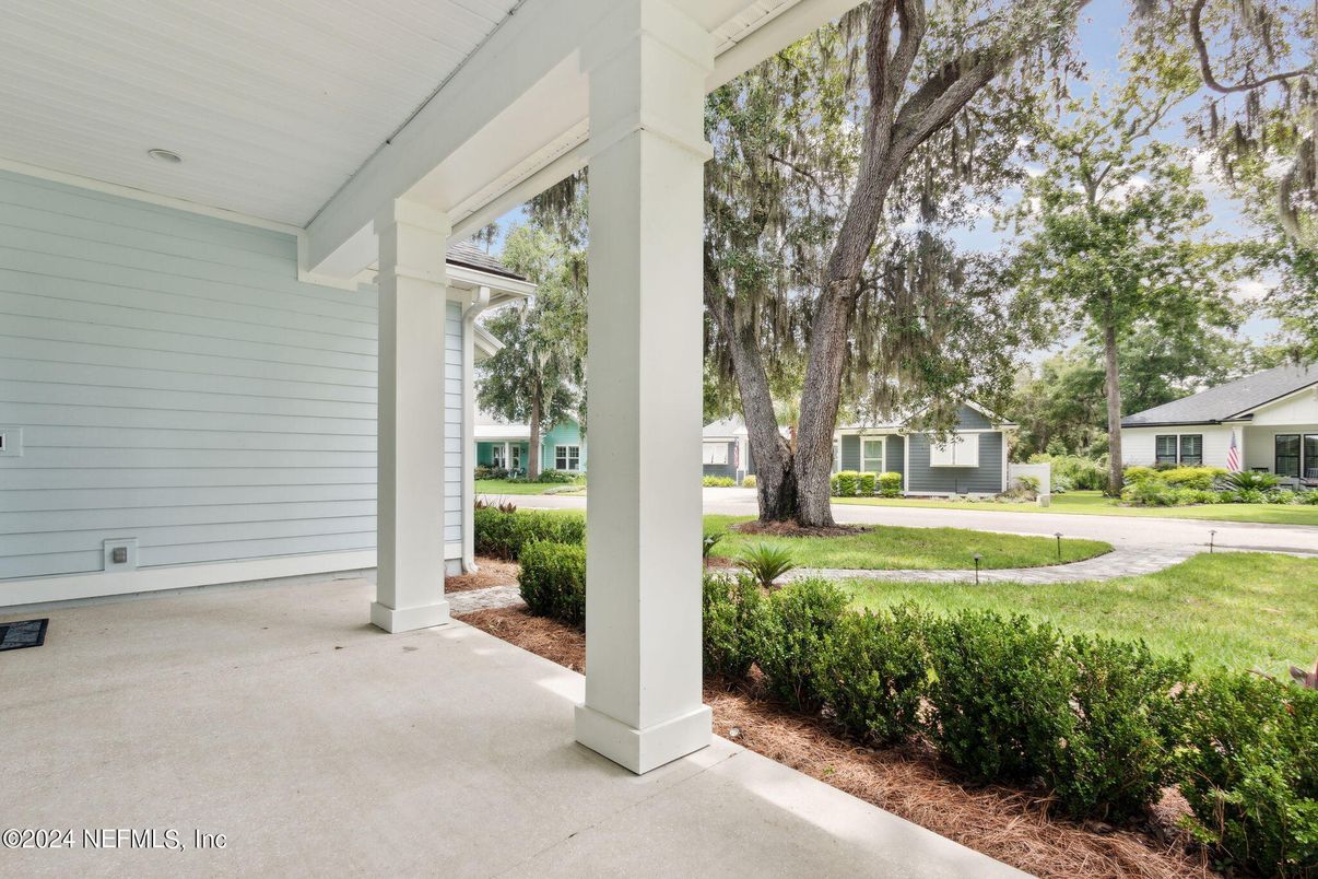Backyard, Exterior