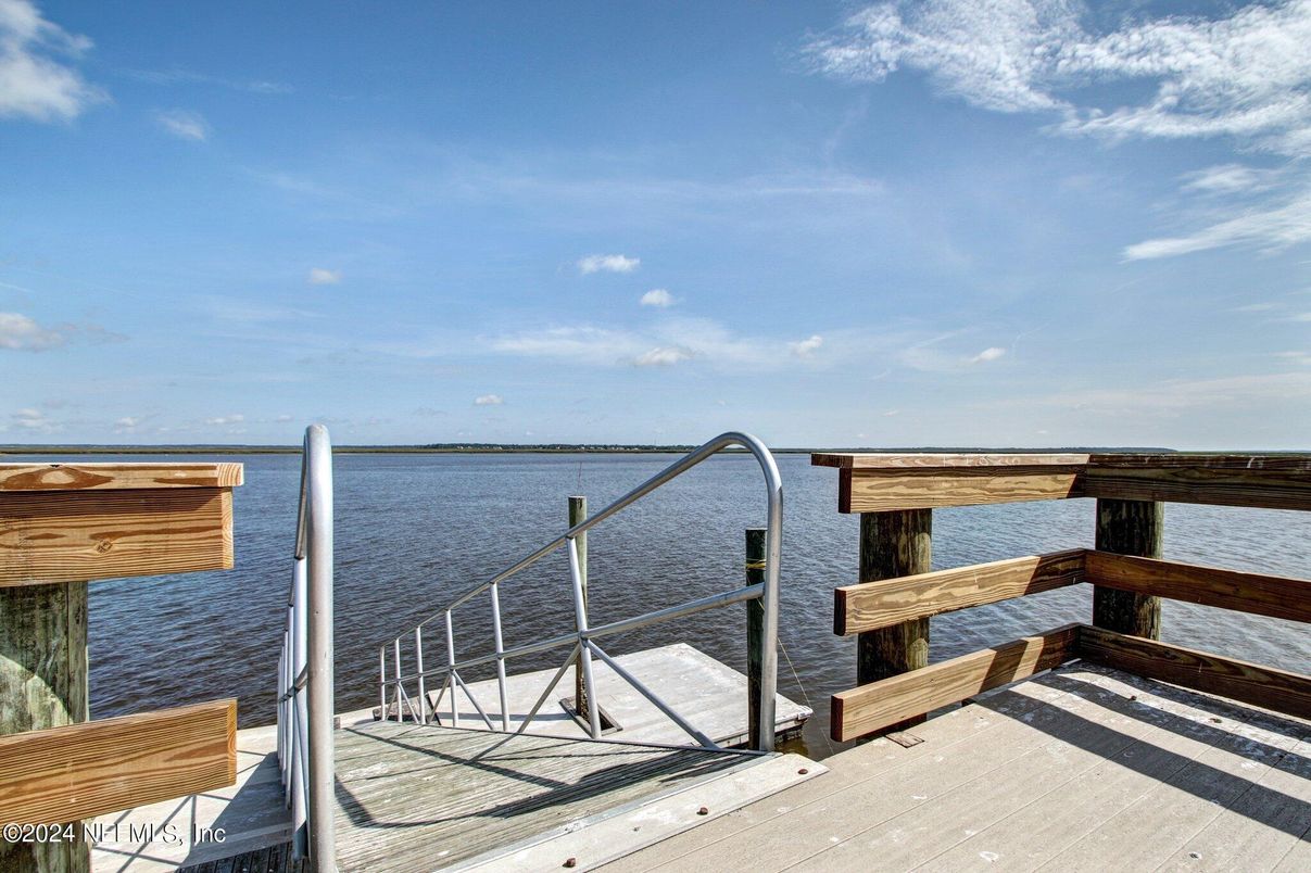Exterior, Water