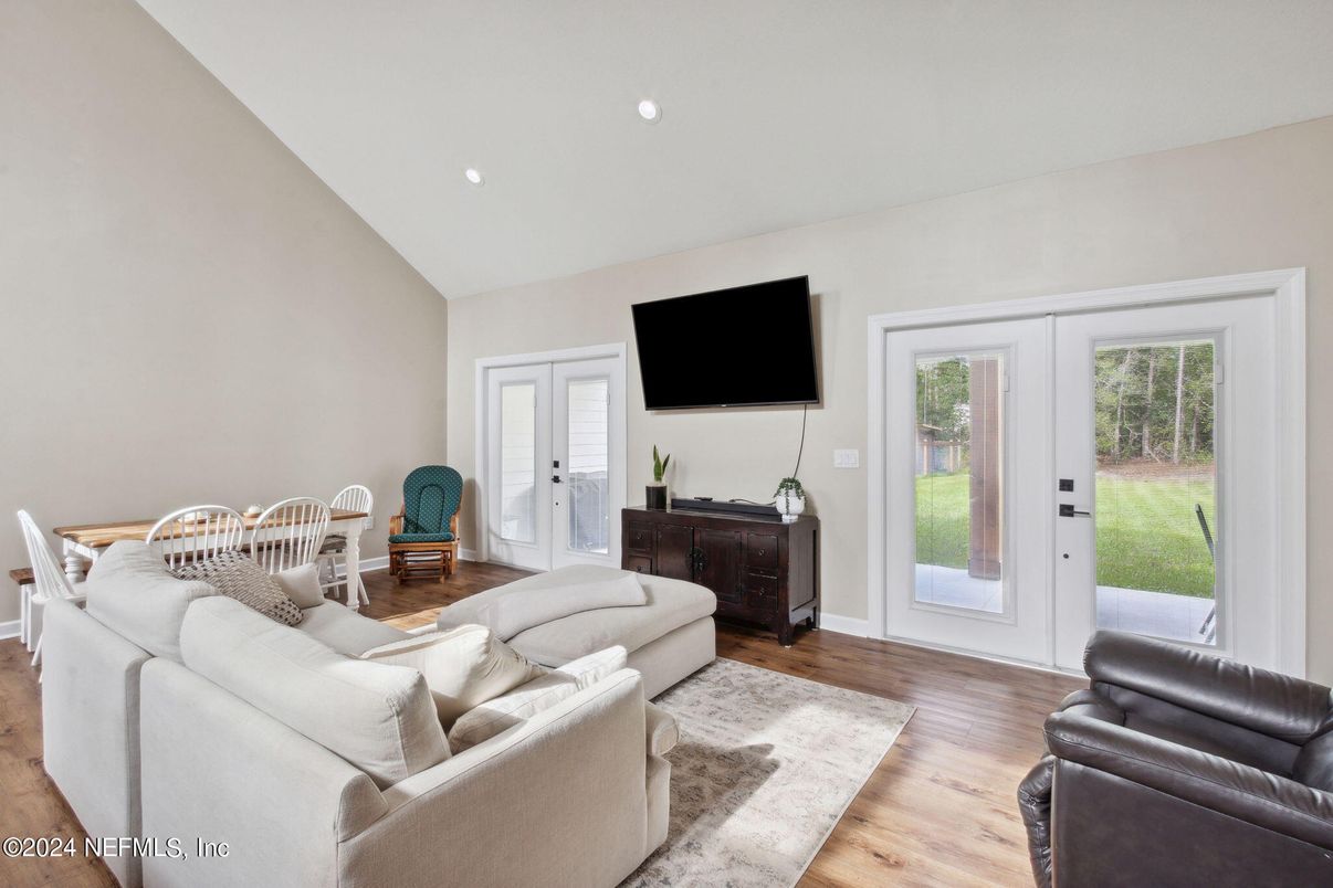 Dining room, Interior, Living room, Recessed Lighting, Wood Texture Flooring