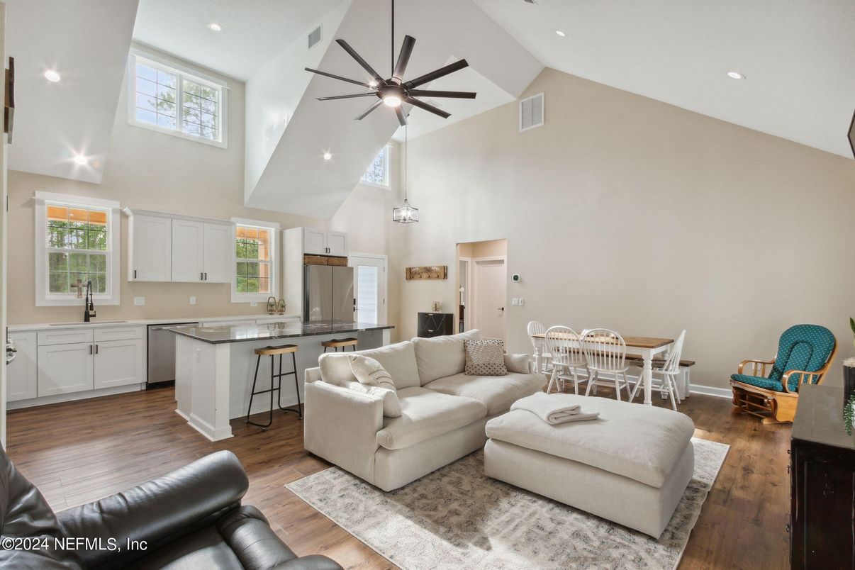 Dining room, Interior, Kitchen, Living room, Pendant Lights, Recessed Lighting, Wood Texture Flooring