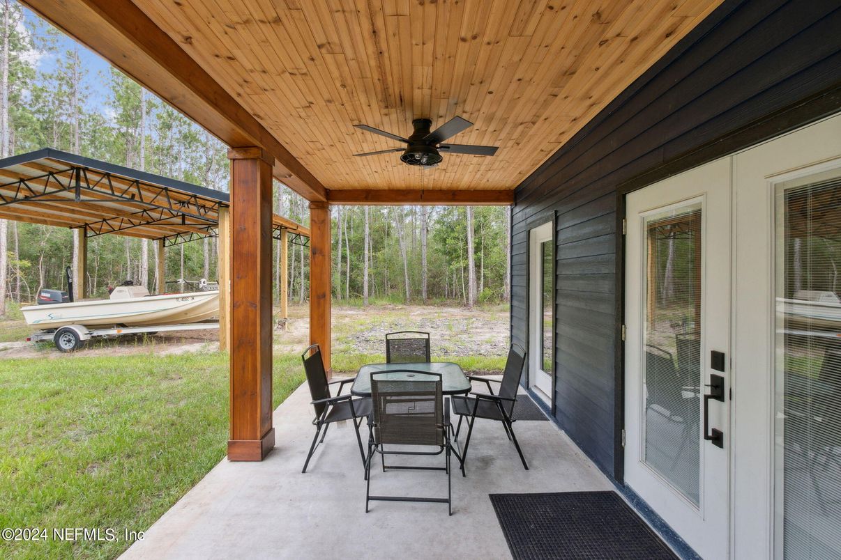 Backyard, Exterior