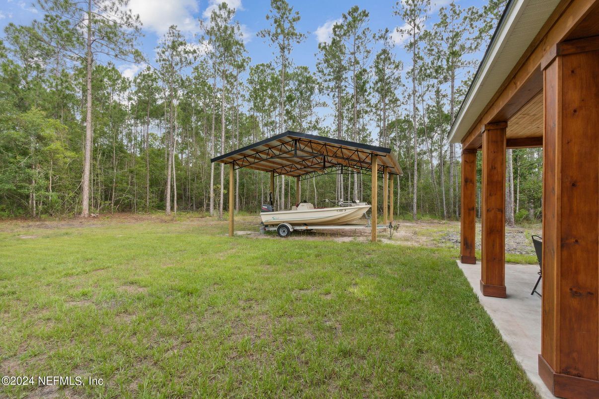 Backyard, Exterior