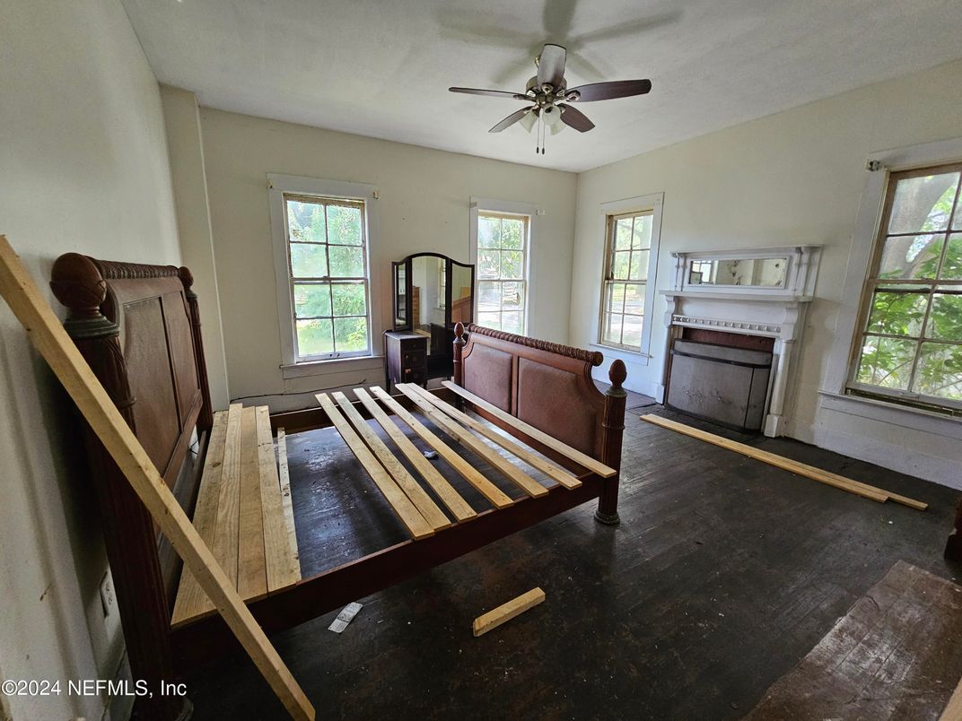 Fireplace, Interior