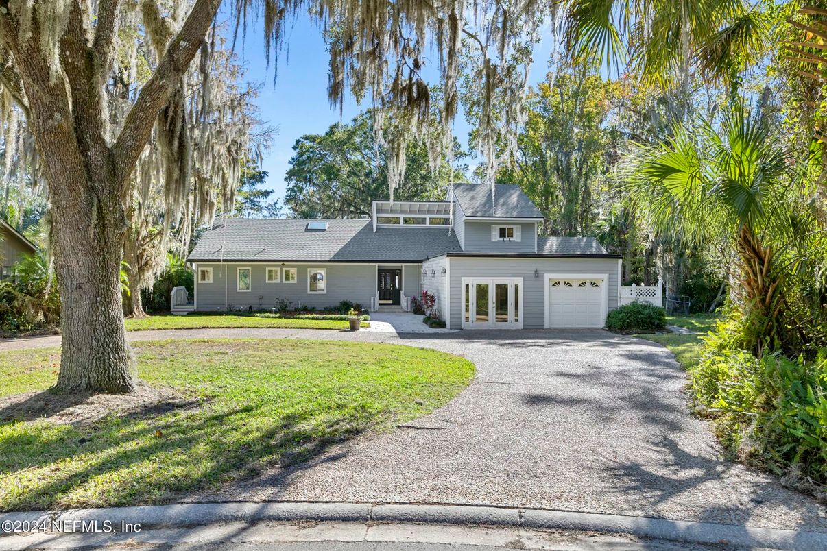 Attached, Backyard, Exterior, Facade, Cape Cod