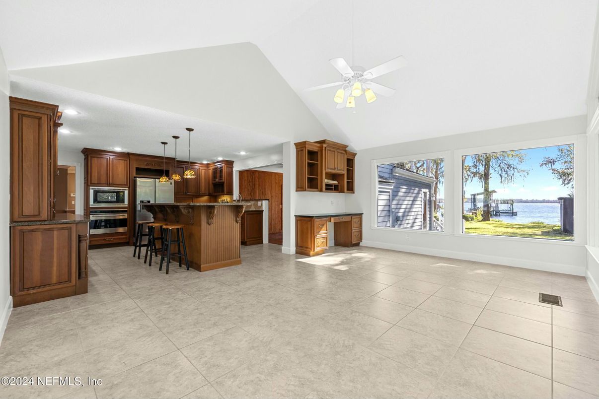 Interior, Kitchen, Pendant Lights, Recessed Lighting, Stainless Steel Appliances, Water