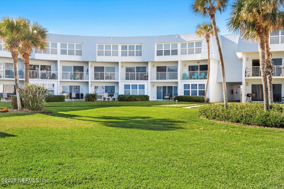 Backyard, Exterior, Facade, Condo Building