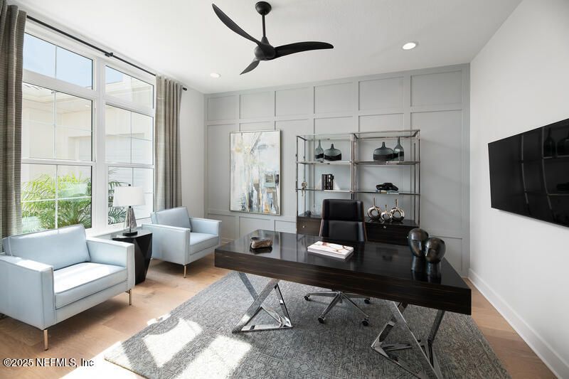 Home Office, Interior, Recessed Lighting, Wood Texture Flooring