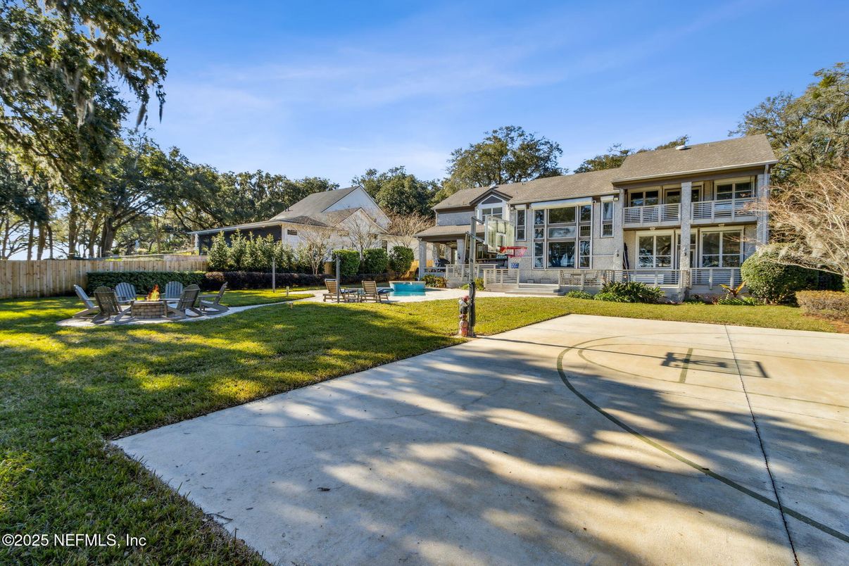 Backyard, Exterior, Pool