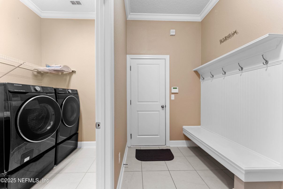 Interior, Washer