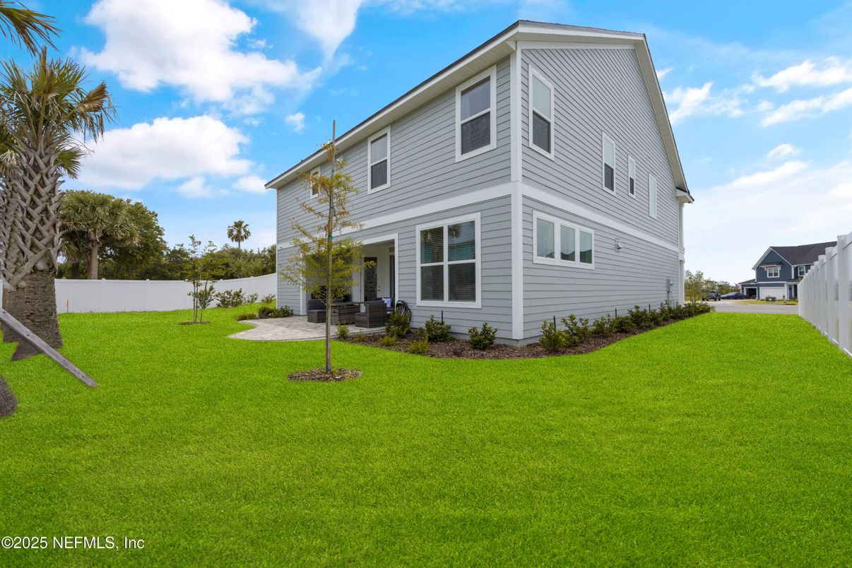 Backyard, Exterior, Facade, Farmhouse