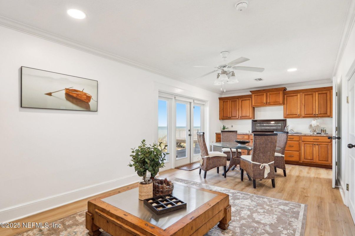 Dining room, Interior, Kitchen, Living room, Recessed Lighting, Wood Texture Flooring