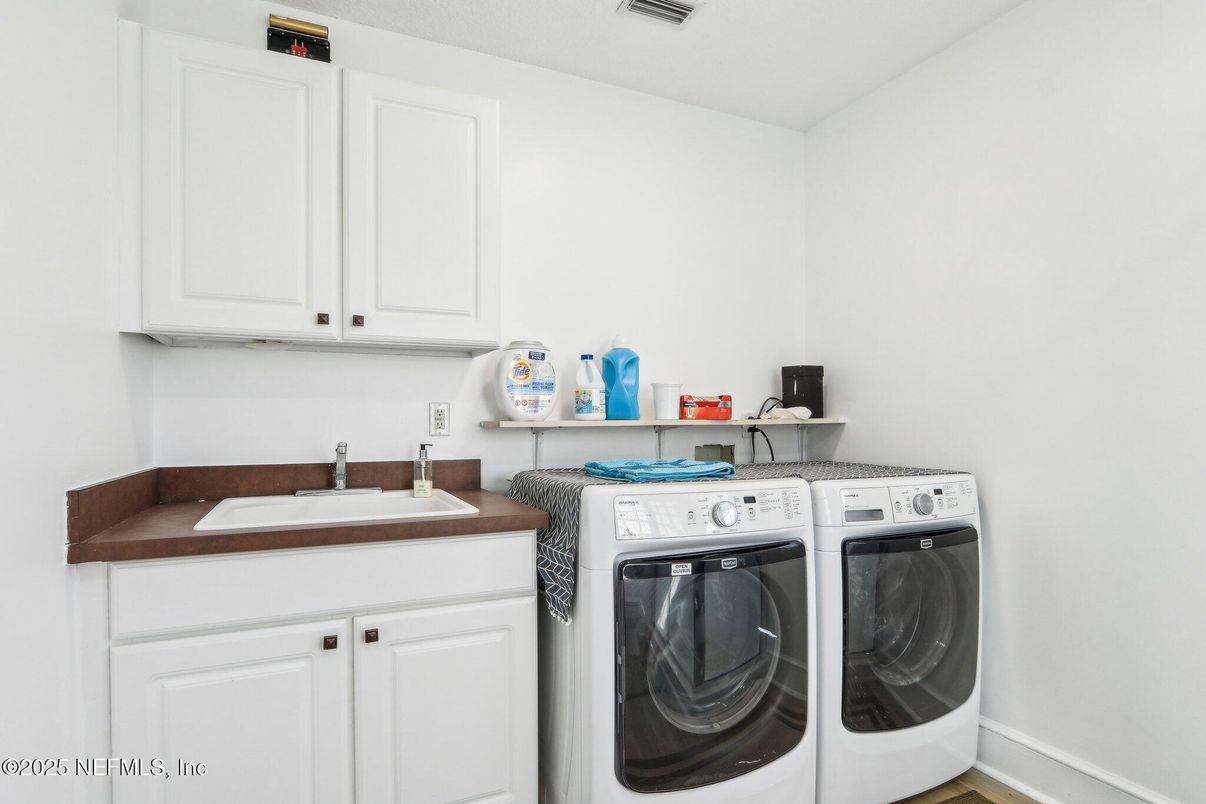 Interior, Washer