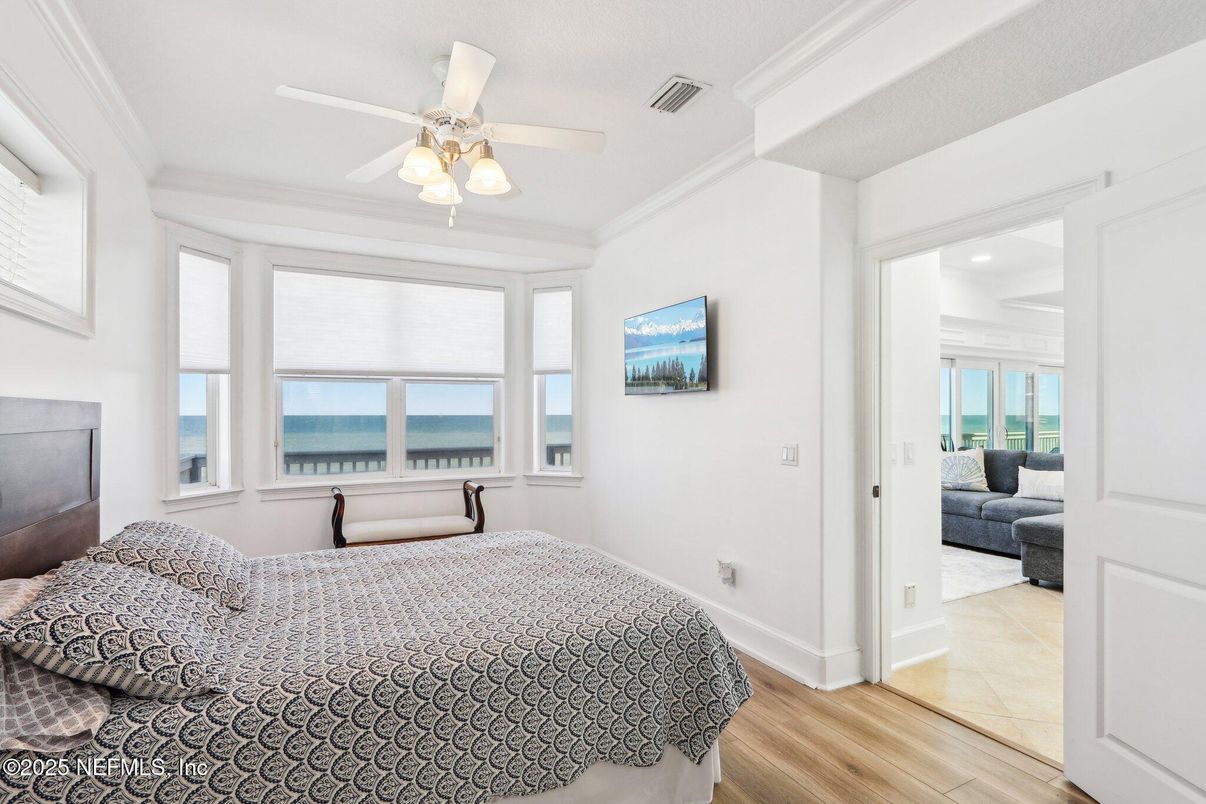Bedroom, Interior, Water, Wood Texture Flooring