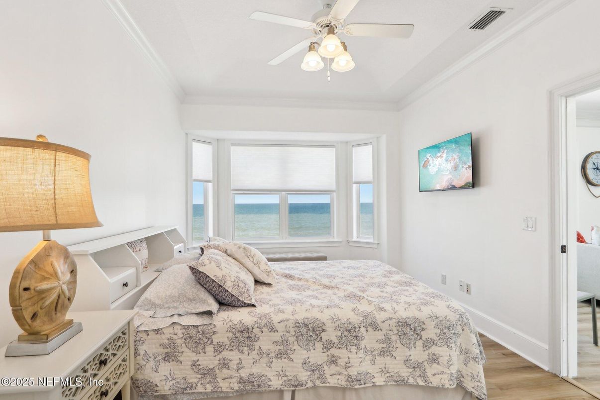 Bedroom, Interior, Water, Wood Texture Flooring