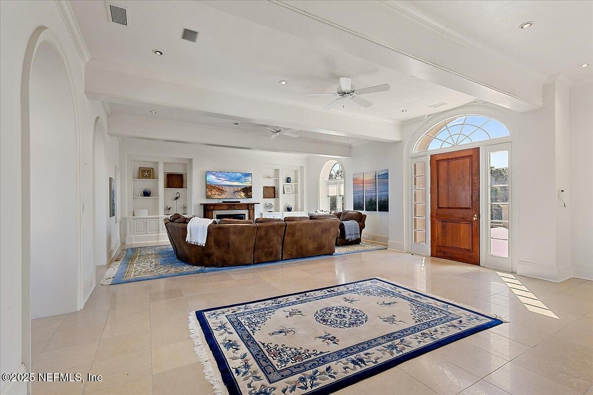 Fireplace, Interior, Living room, Recessed Lighting
