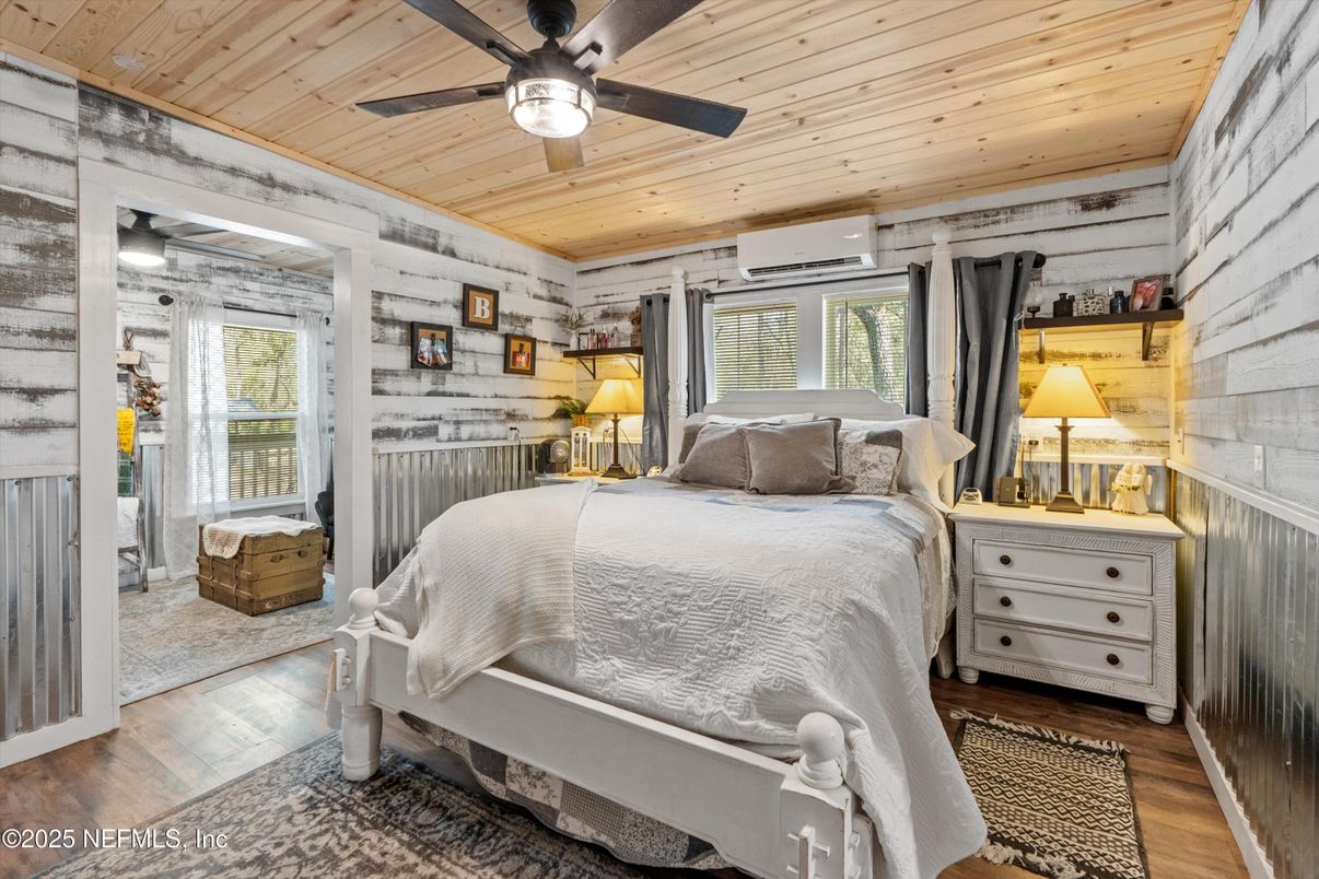 Bedroom, Interior, Wooden Ceilings, Wood Texture Flooring
