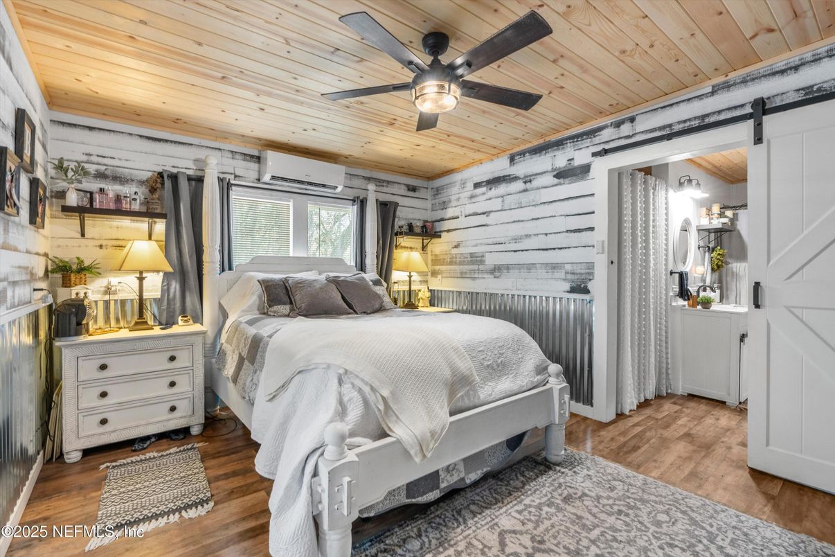 Bedroom, Interior, Wooden Ceilings, Wood Texture Flooring