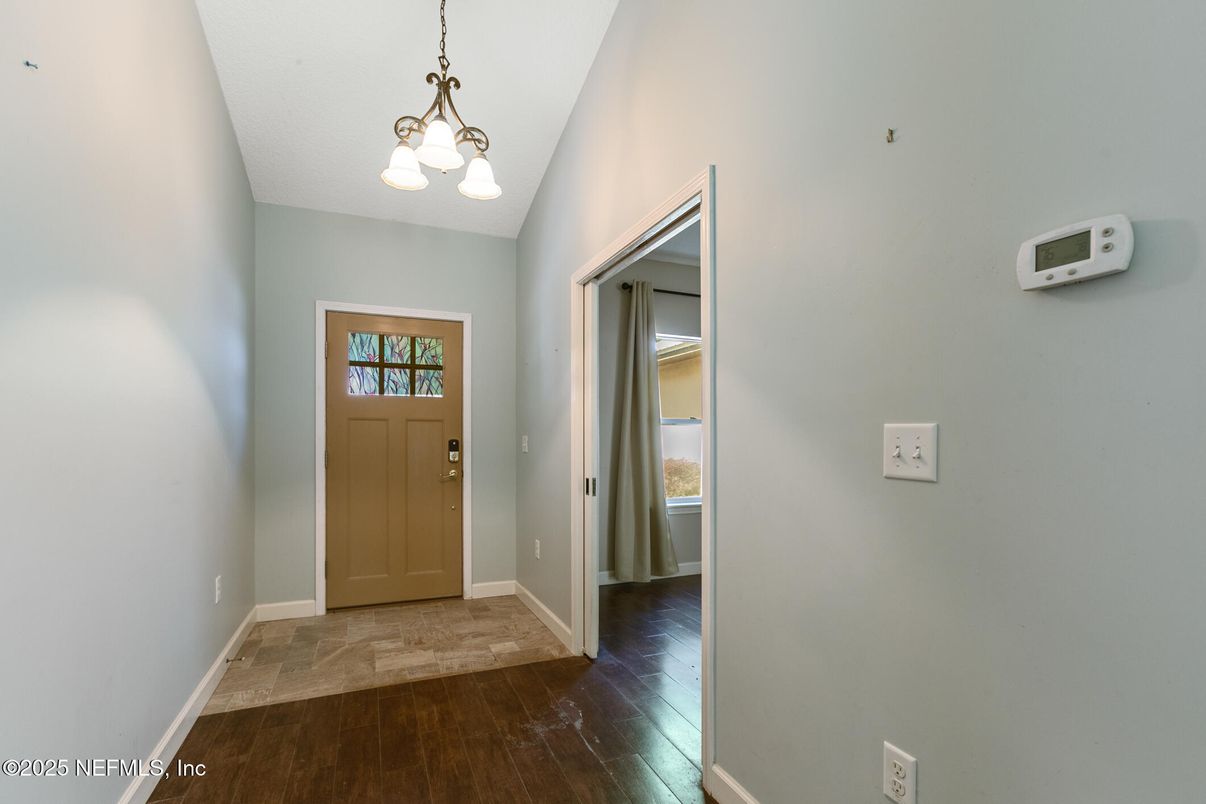 Interior, Pendant Lights, Wood Texture Flooring