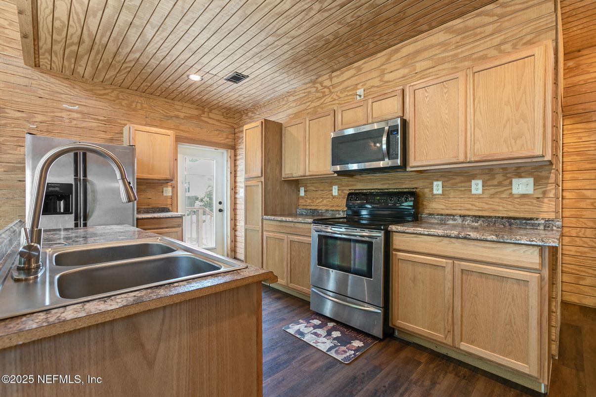 Interior, Kitchen, Recessed Lighting, Stainless Steel Appliances, Wooden Ceilings, Wood Texture Flooring