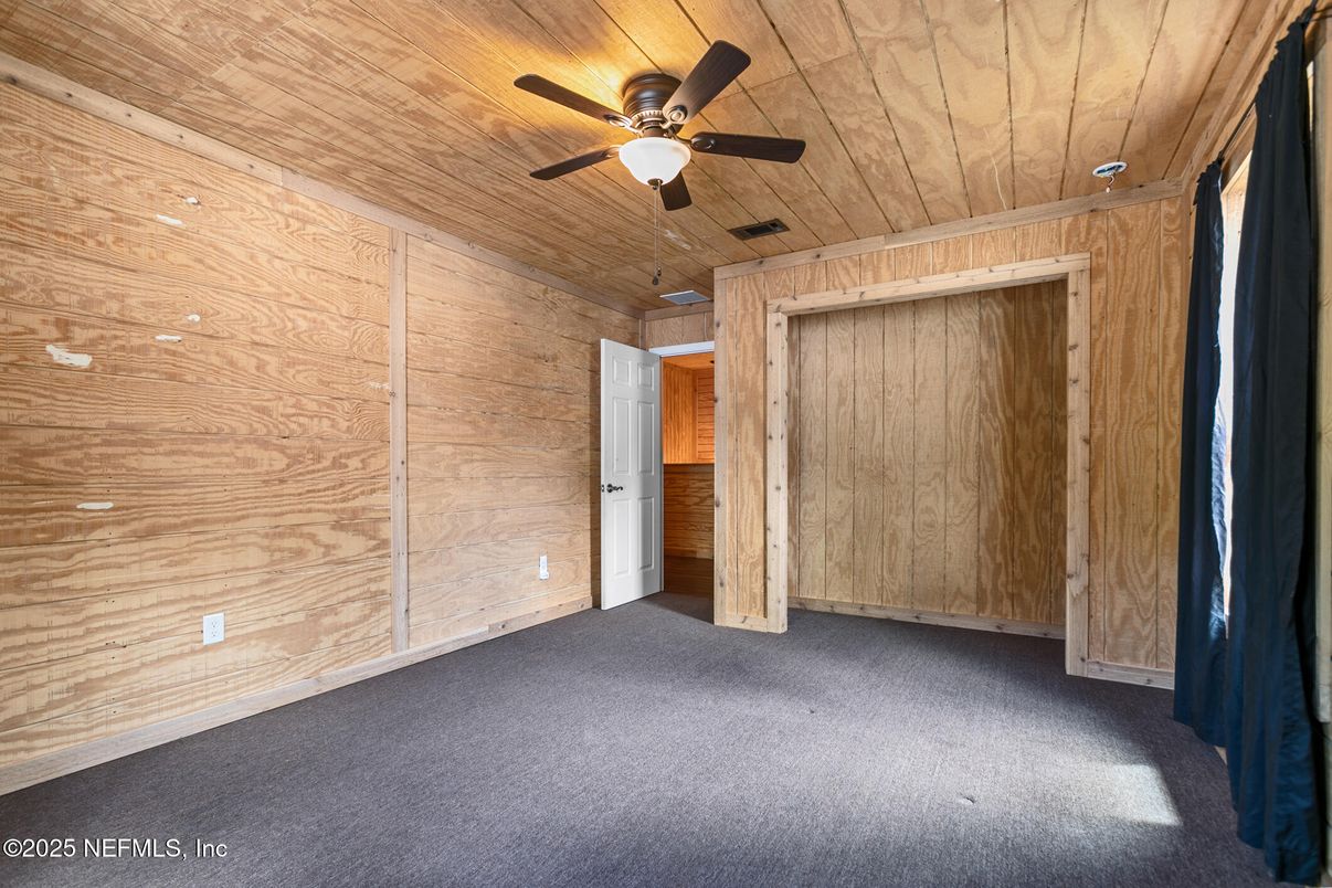 Empty room, Interior, Wooden Ceilings, Wooden Walls