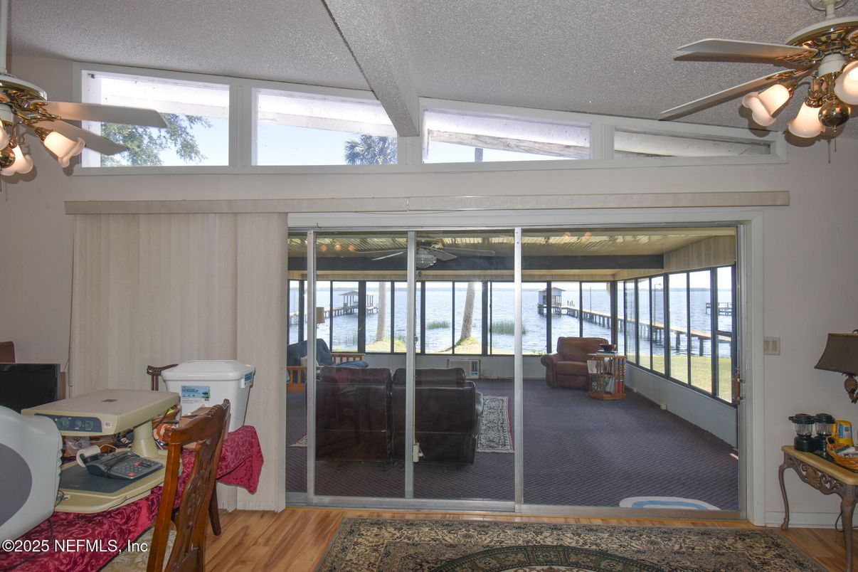 Interior, Sun Room, Water, Wood Texture Flooring