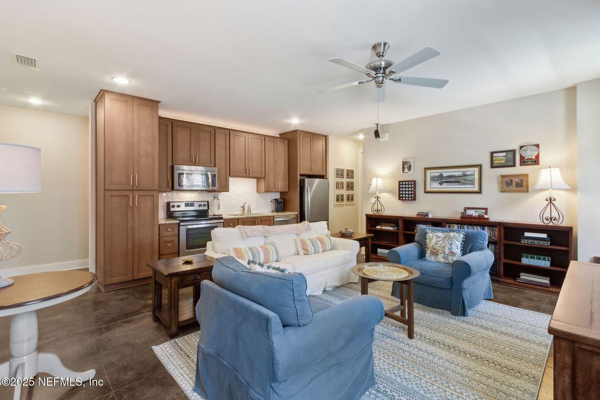 Interior, Kitchen, Living room, Recessed Lighting, Stainless Steel Appliances