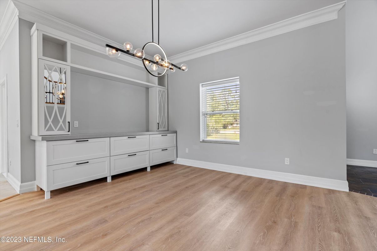 Empty room, Interior, Pendant Lights, Wood Texture Flooring