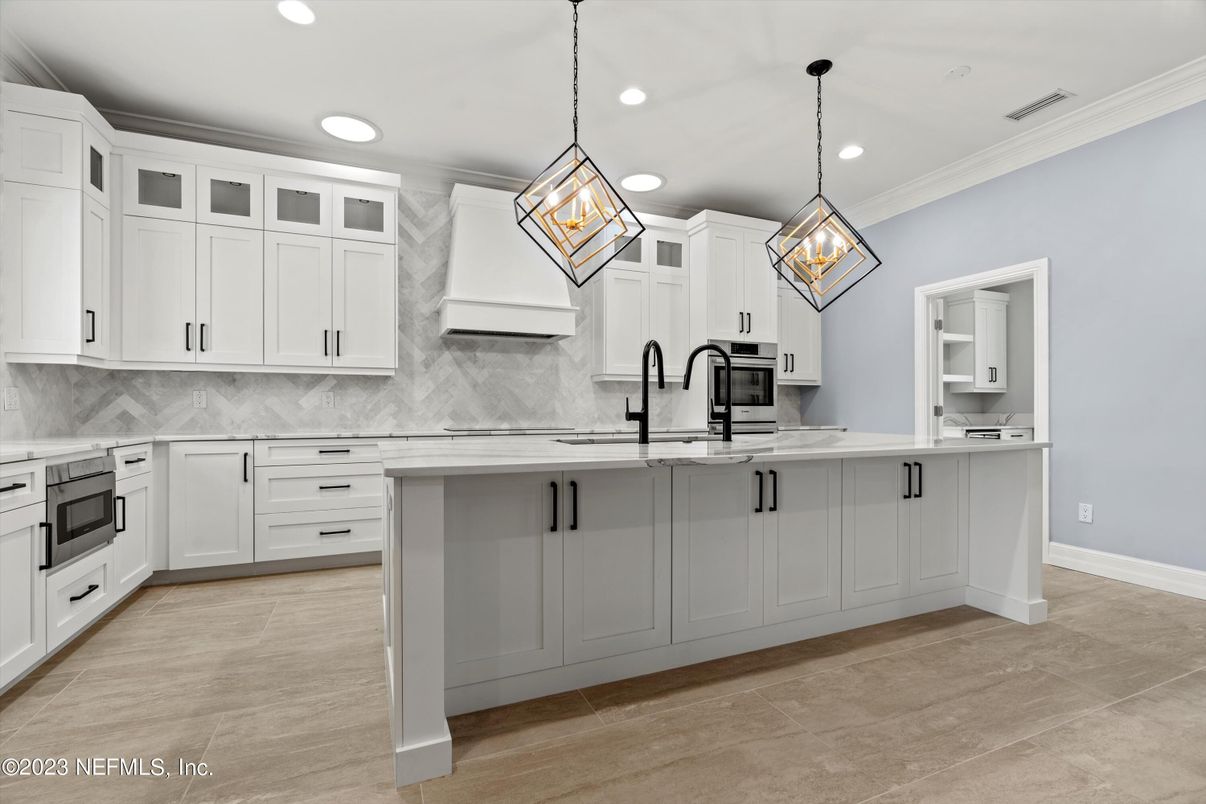 Interior, Kitchen, Pendant Lights, Recessed Lighting, Stainless Steel Appliances