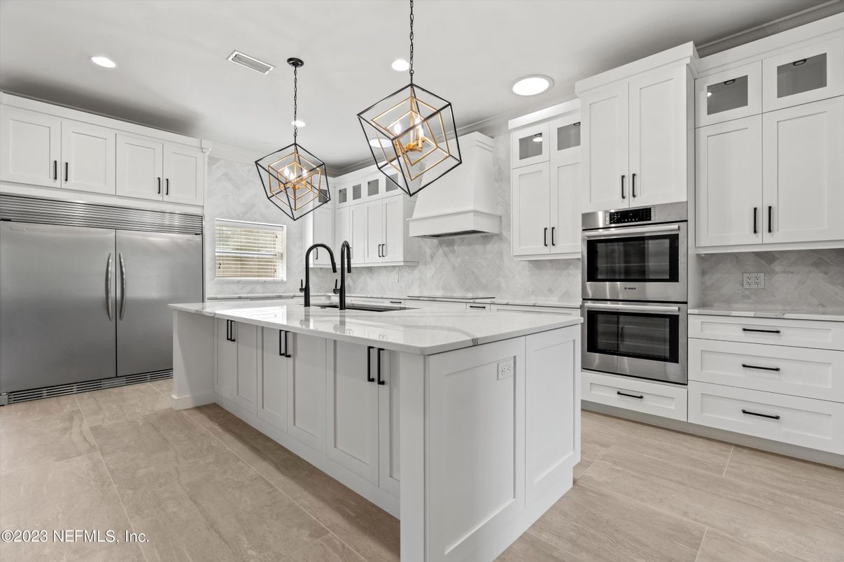 Interior, Kitchen, Pendant Lights, Recessed Lighting, Stainless Steel Appliances