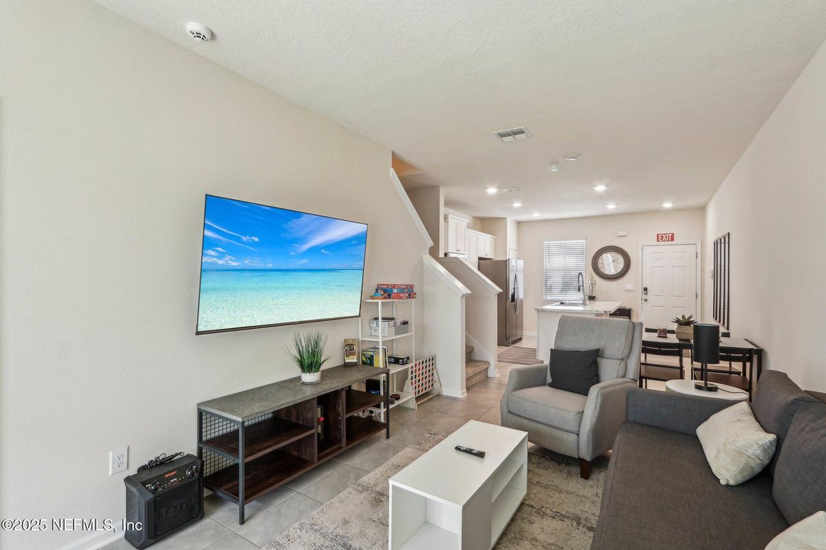 Dining room, Interior, Kitchen, Living room, Recessed Lighting